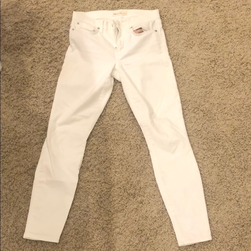 Gap True Skinny Jeans